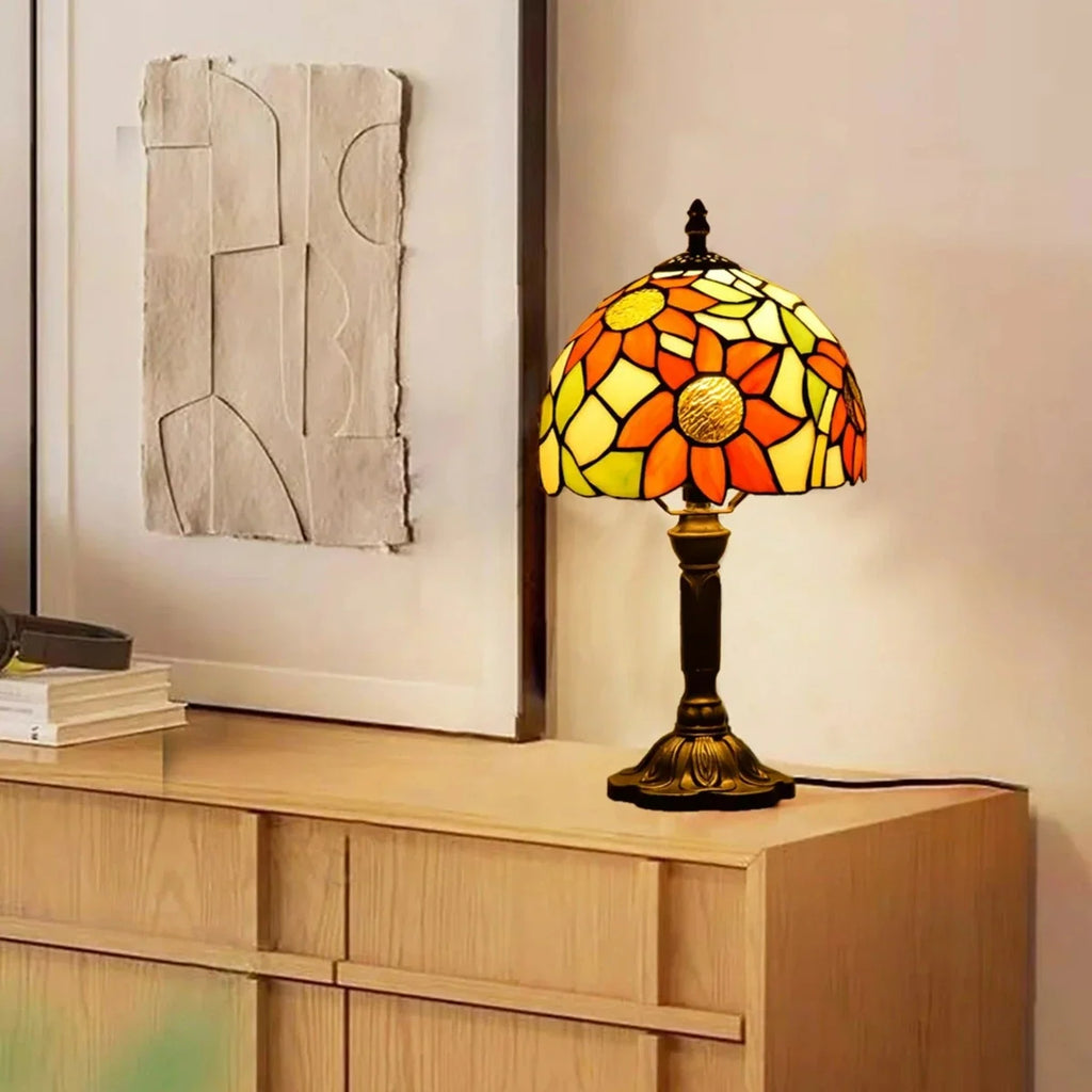 Stained glass table lamp, tiffany style, view 5